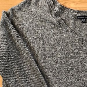 Dark heather grey sweater XL